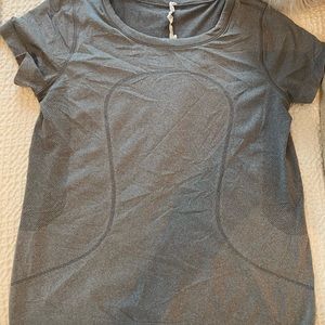 Lululemon shirt